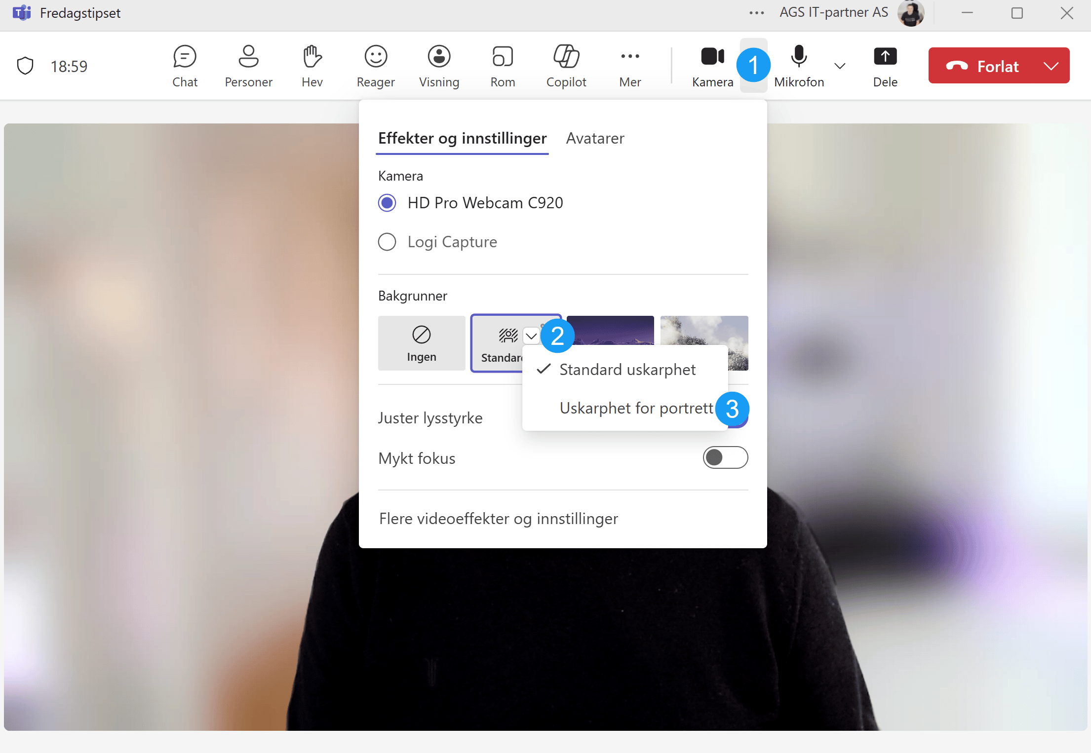 Slik bruker du uskarpt portrett som bakgrunn i Teams 4